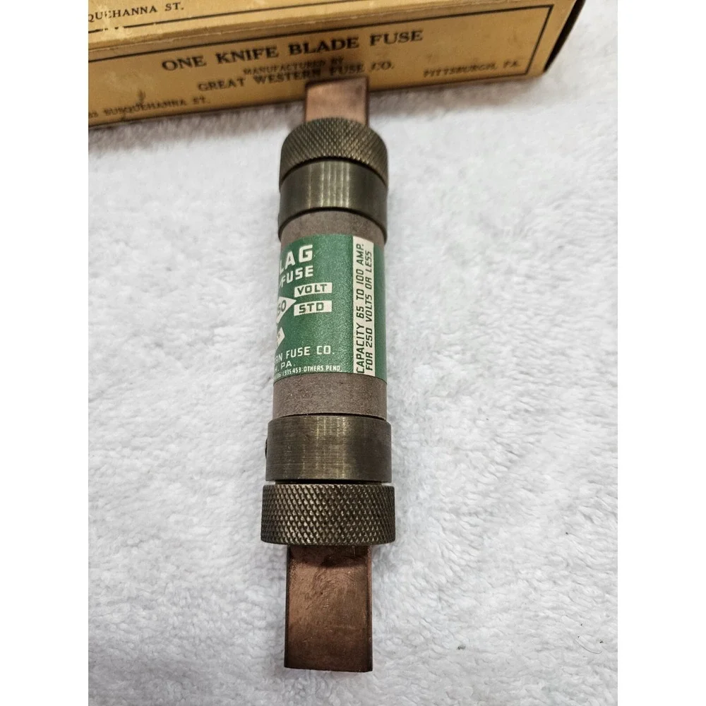 Vintage Great Western‎ Fuse Co. One Knife Blade Fuse. 70 AMP 250 Volts. NOS